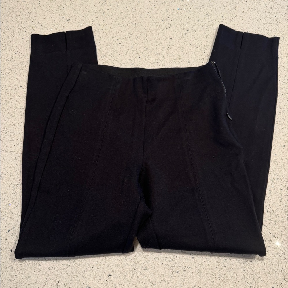 Quince Ultra-Stretch Ponte Pintuck Ankle Pants | 25” inseam | Small - Picture 5 of 9